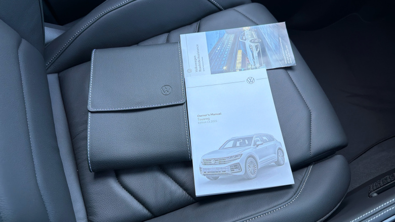 Volkswagen Touareg 3.0 V6 TDI 4Motion 286 Black Edition 5dr Tip Auto Diesel Estate